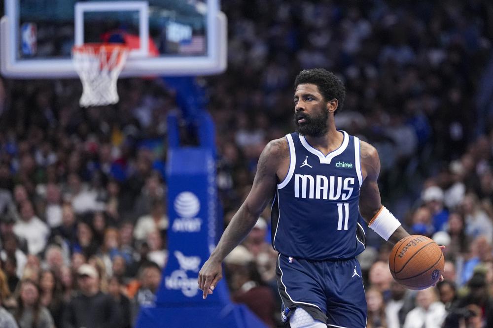 浦现役中场 浦现役中场