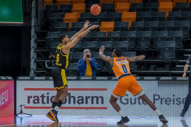 这一球究竟 这一球究竟